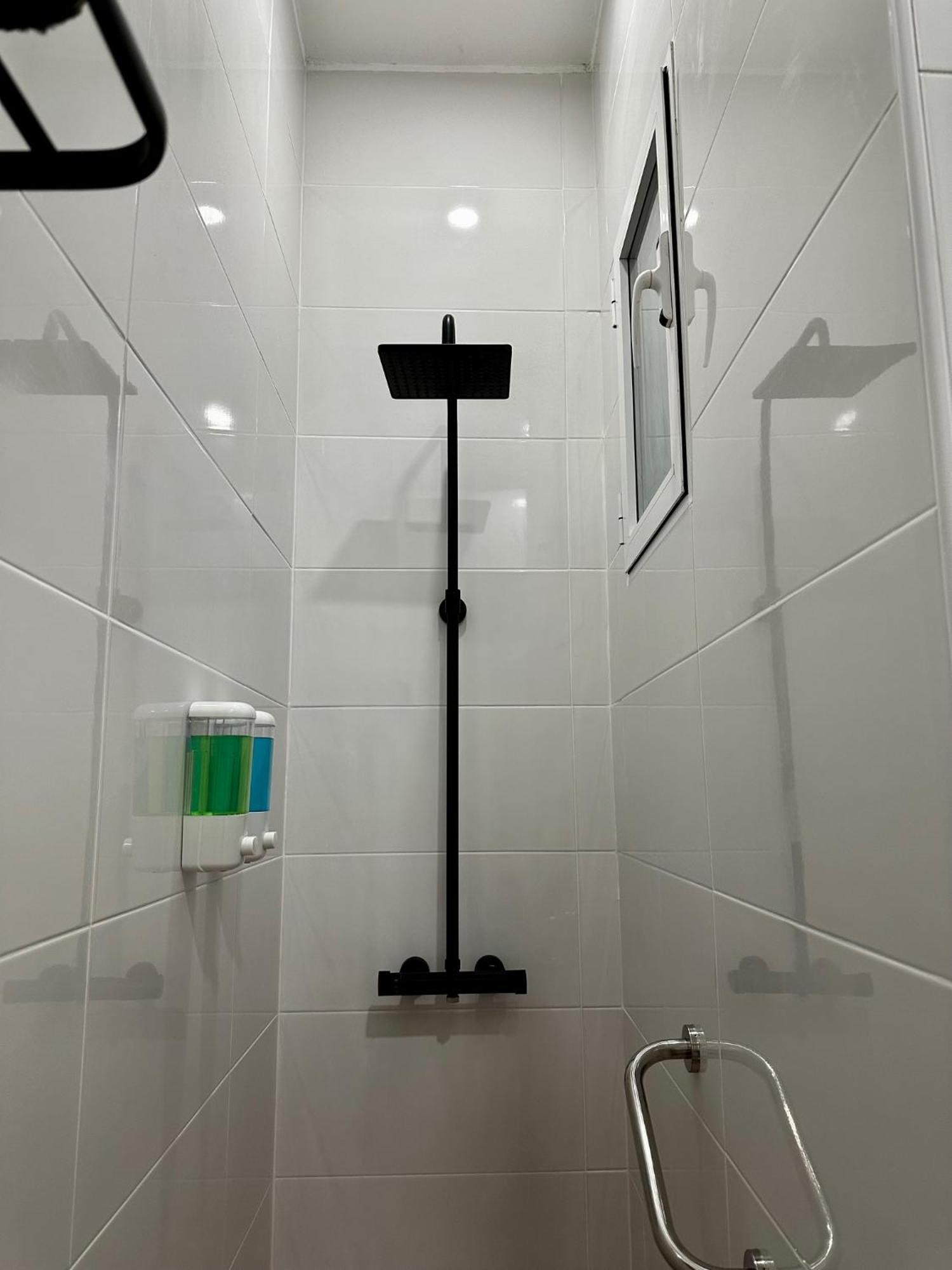 Love Fuencarral Appartement Madrid Buitenkant foto